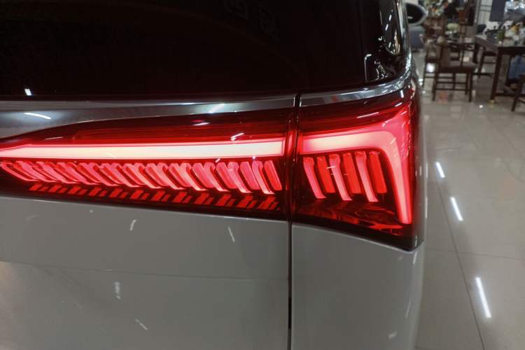 Used Buick Century 2023 2.0T Seven-Seater Deluxe Edition
