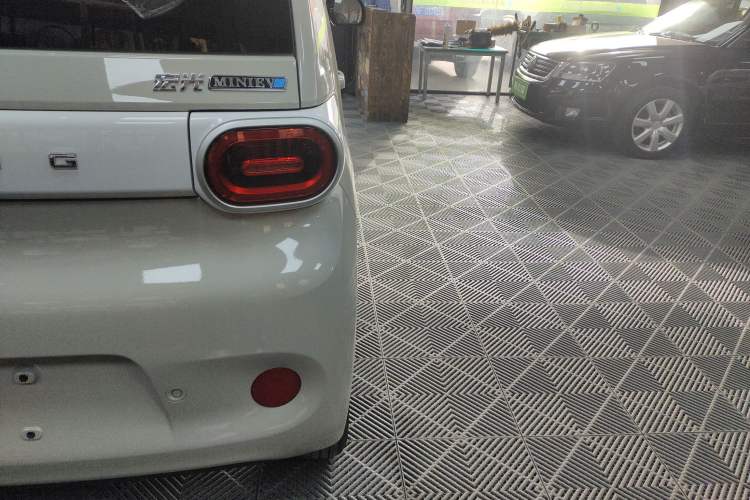 Used Wuling Hongguang MINIEV 2024 3rd Generation 215km Youth Edition