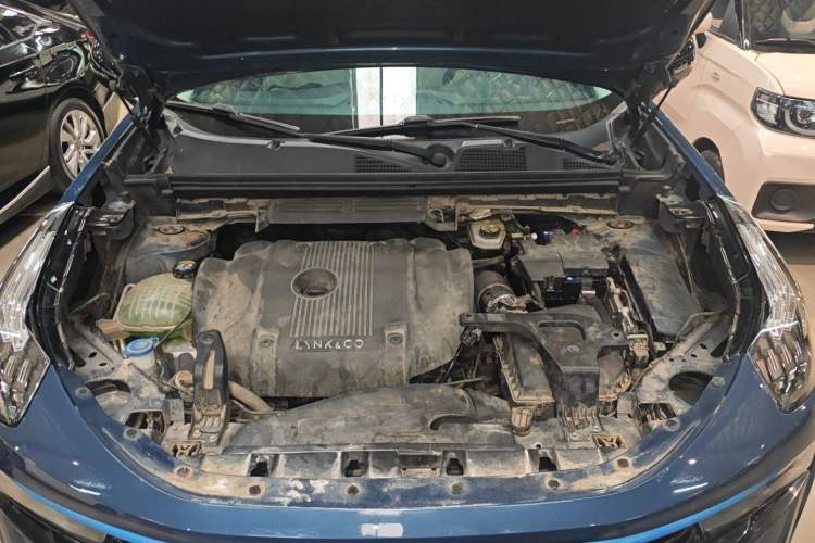 Used Lynk & Co 01 2017 2.0T Two-Wheel Drive Zhaopu Version
