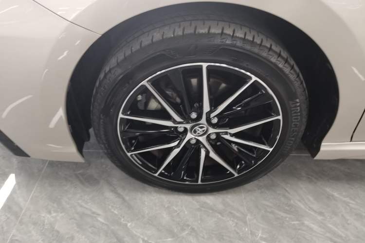 Used Toyota Camry 2021 2.0S FENGSHANG Edition
