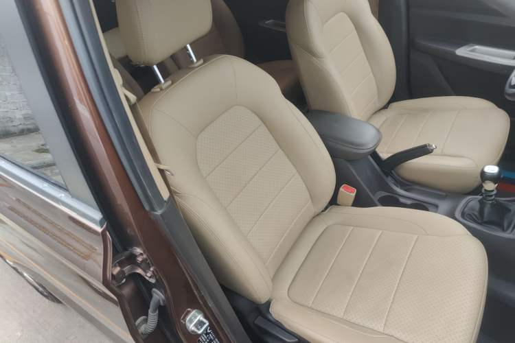 Used Wuling Hongguang 2021 1.5L Facelifted S Comfort Version with Electric Power Steering LAR
