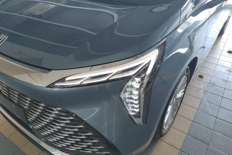 Used Buick Century 2023 2.0T Seven-Seater Yinshi Edition
