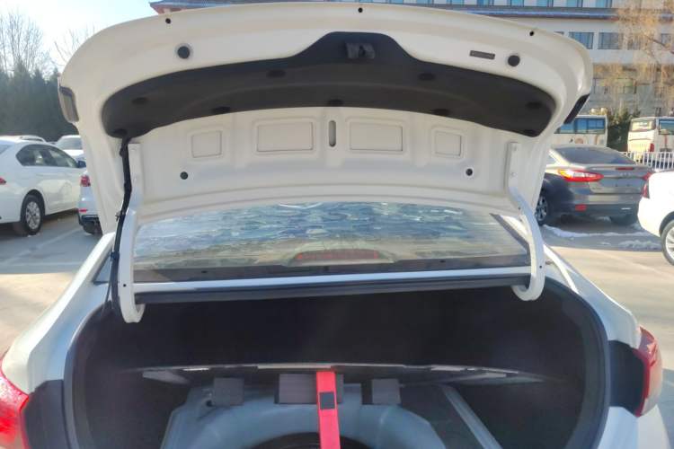 Used Hyundai Verna (new generation) 2016 1.4L Manual Cool Edition GLS
