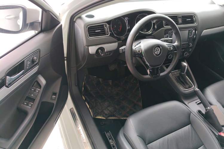 Used Volkswagen Sagitar 2018 280TSI DSG Ignite Edition
