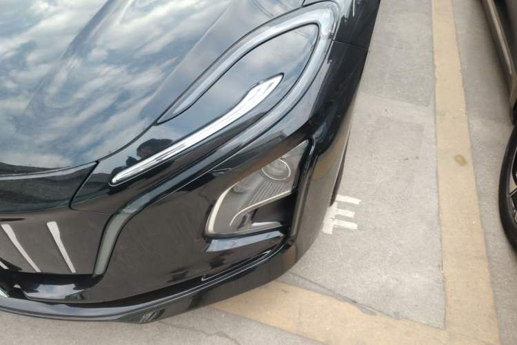 Used Hongqi E-QM5 2023 Revised Version Basic Travel Edition
