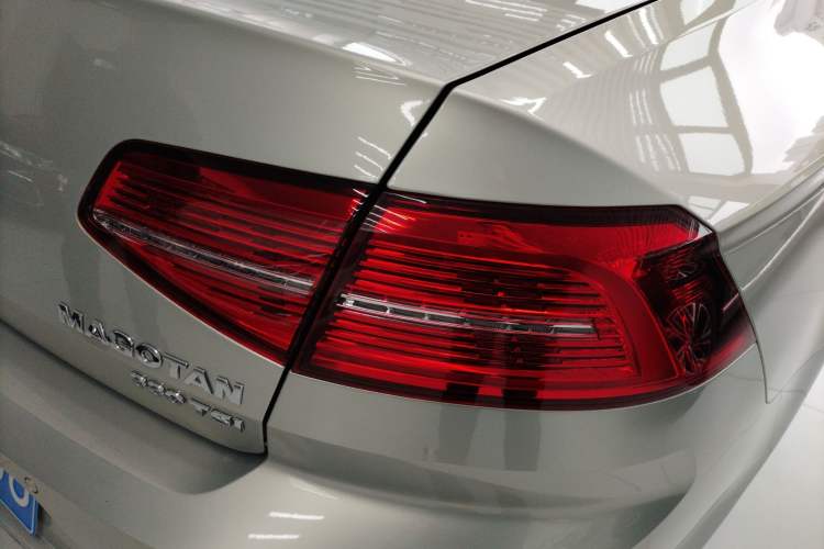 Used Volkswagen Magotan 2019 330TSI DSG Leading Model China VI Standard
