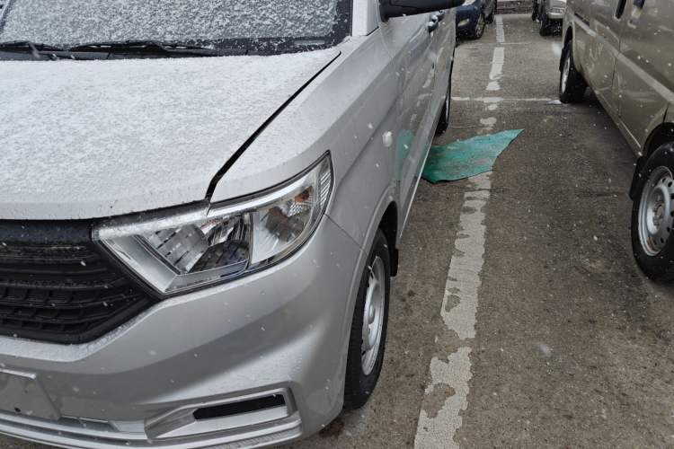 Used Wuling Hongguang V 2022 1.5L Jingqu Edition Electric-Assist LAR
