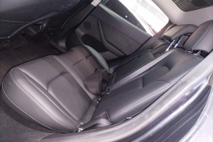 Used Tesla Model Y 2024 Rear-Wheel-Drive Version
