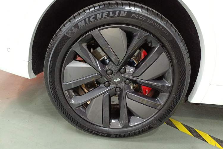 Used Li Auto L7 2024 Pro Model
