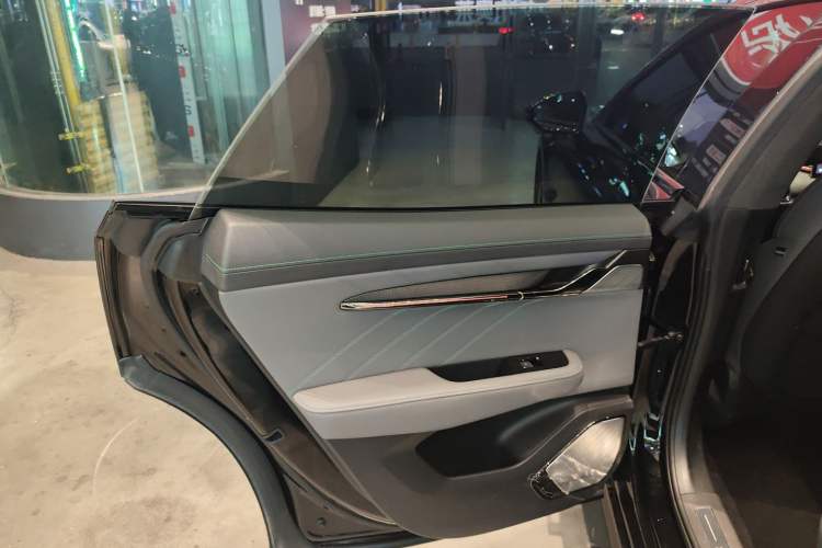 Used Zeekr 001 2023 WE Edition 100 kWh
