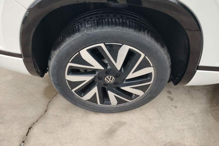 Used Volkswagen Tayron 2023 Revised Version 380TSI All-Wheel Drive R-Line High-Energy Edition
