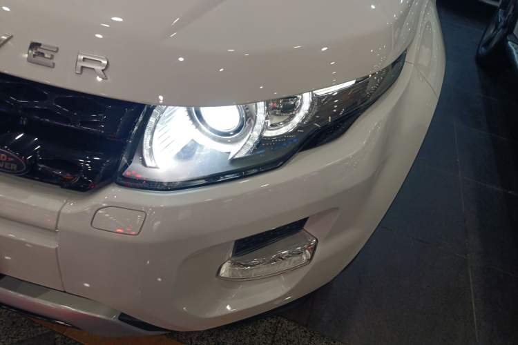 Used Land Rover Range Rover Evoque 2014 2.0T 5-Door Ignite Edition
