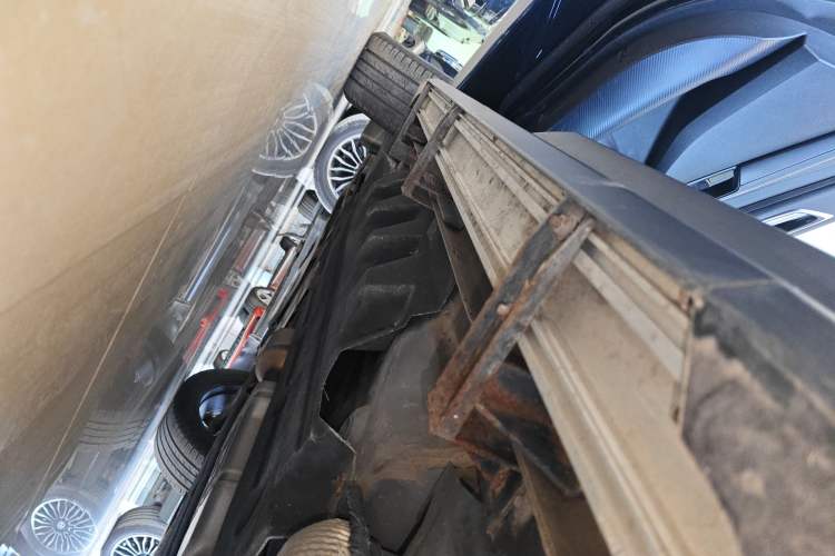 Used Ford Edge 2020 EcoBoost 245 Two-Wheel Drive Titanium 7-Seater
