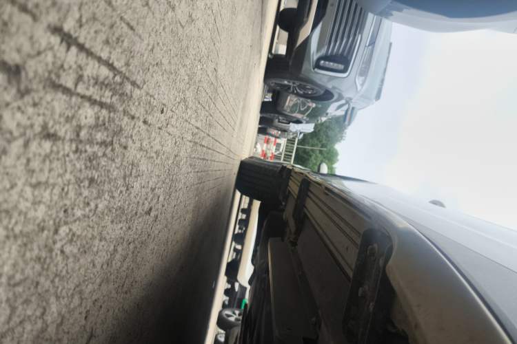 Used Buick Envision 2016 20T Two-Wheel-Drive Elite Model
