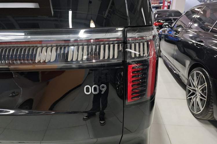 Used Zeekr 009 2022 WE Edition