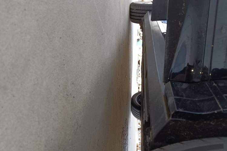 Used BYD Song L EV 2025 Intelligent Driving Version 662 km LiDAR Excellence Edition
