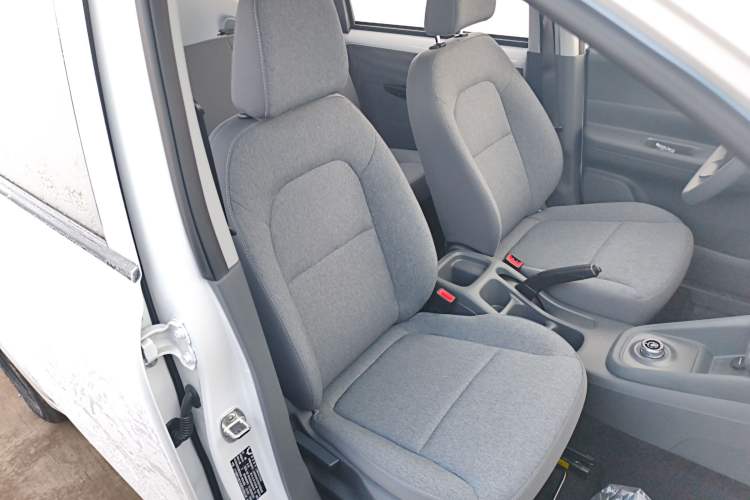 Used Wuling Hongguang New Energy 2024 All-Electric Model 300KM Standard Version