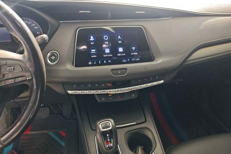 Used Cadillac XT4 2018 28T Two-Wheel Drive Leading Version
