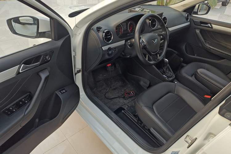 Used Jetta VA3 2021 1.5L Automatic Glory Edition
