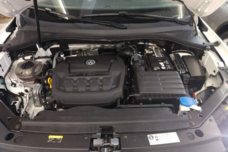 Used Volkswagen Tiguan L 2020 330TSI Automatic Two-Wheel Drive Smart Luxury Edition China VI Standard
