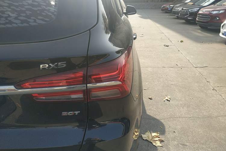 Used Roewe RX5 2019 20T Two-Wheel Drive Automatic Ali Smart Connectivity Platinum Edition
