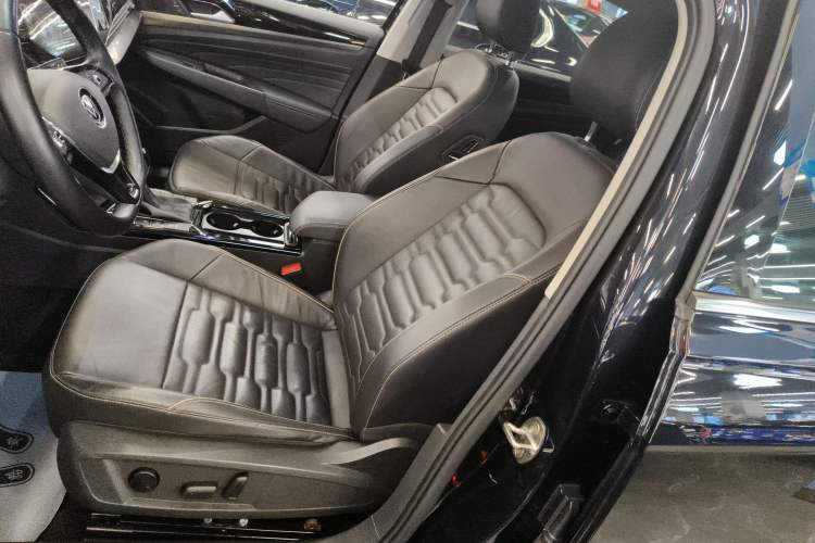 Used Volkswagen Passat 2021 330TSI Elite Edition
