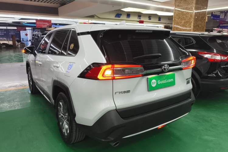 Used Toyota Wildlander 2022 2.0L CVT Two-Wheel Drive Luxury PLUS Edition