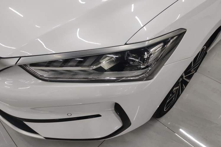 Used BYD Qin PLUS 2021 EV 600KM Flagship Model