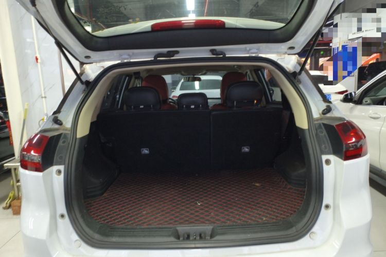 Used Geely Auto Emgrand X7 Sport 2021 Million Edition 1.8TD DCT Two-Wheel Drive Comfort Model
