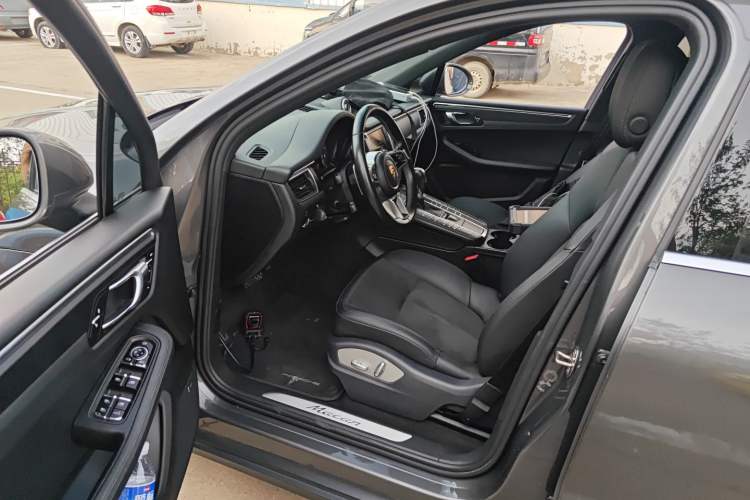 Used Porsche Macan 2014 Macan 2.0T
