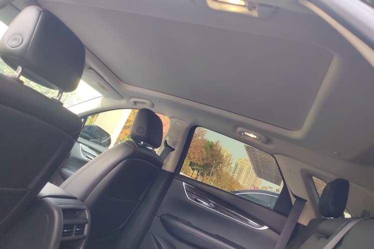 Used Cadillac XT5 2018 25T Luxury Model
