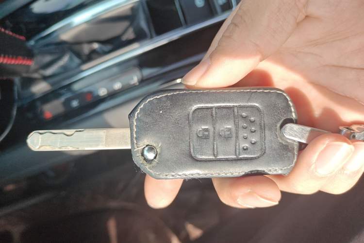 Used Honda Vezel 2020 1.5L CVT Pioneer Edition
