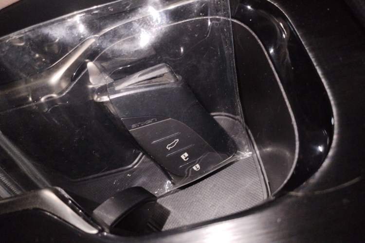 Used Lexus ES 2022 200 Excellence Edition
