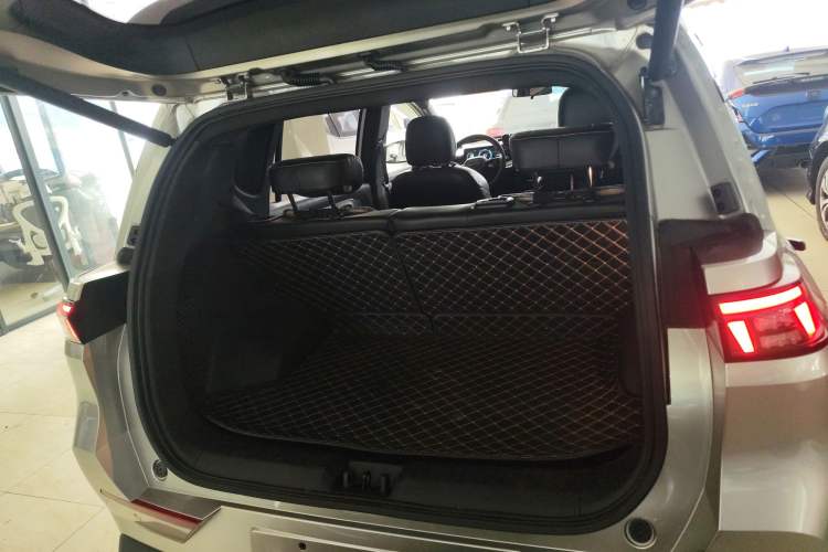 Used AION Y 2022 70 Intelligent Edition Lithium Iron Phosphate
