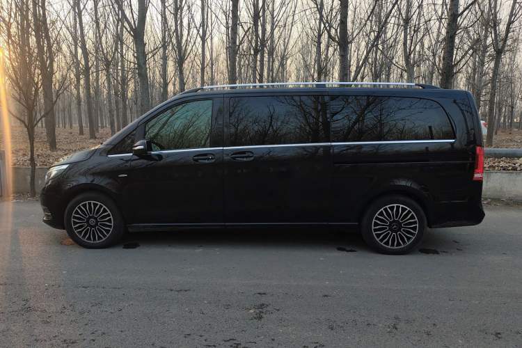 Used Mercedes-Benz V-Class 2017 V 260 L Prestige Extended Edition