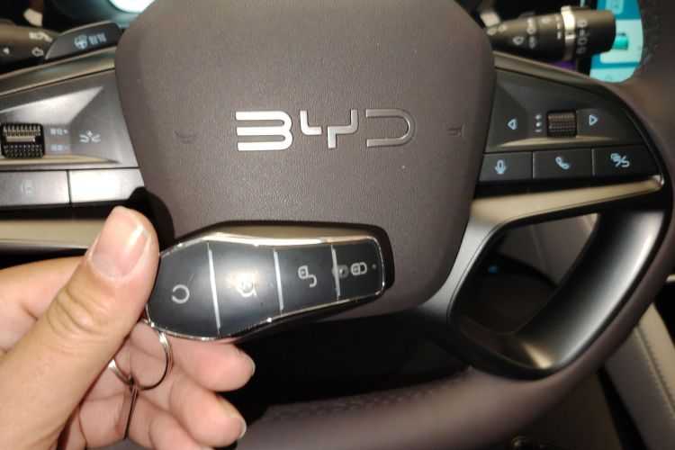 Used BYD Song PLUS New Energy 2025 EV Intelligent Driving Version 520km Premium Model