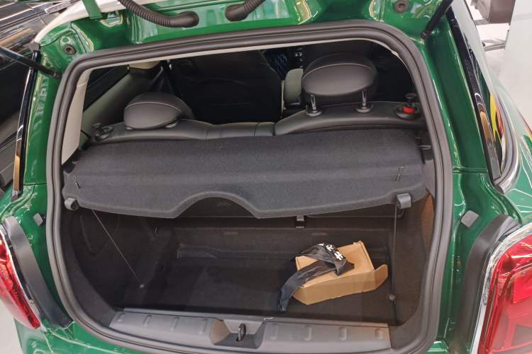 Used  MINI 2023 1.5T COOPER Artist