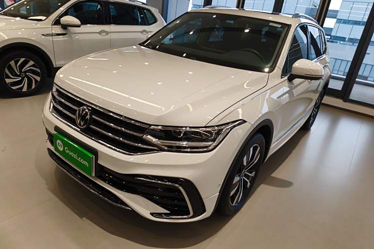 Used Volkswagen Tiguan L 2024 Outstanding Model 330TSI Automatic Two-Wheel Drive R-Line Dragon Glory Edition