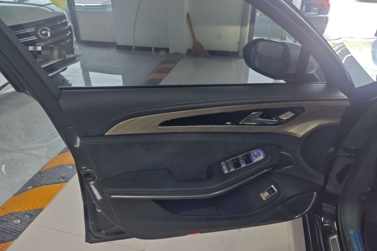 Used Hongqi H9 2020 2.0T Smart Connect Flagship Edition
