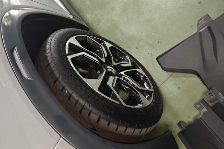 Used Nio ES8 2020 415 km Signature Edition 6-Seater Version
