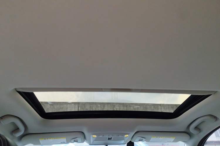 Used Infiniti Q50L 2018 2.0T Enjoyment Version China VI Standard
