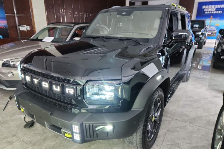 Used JETOUR Traveler 2023 2.0T All-Wheel Drive CrossPRO+