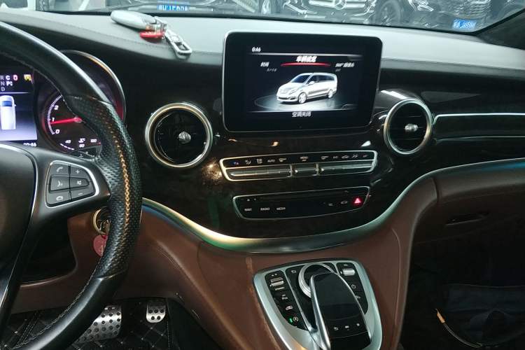 Used Mercedes-Benz V-Class 2018 V 260 L Prestige Extended Version China VI