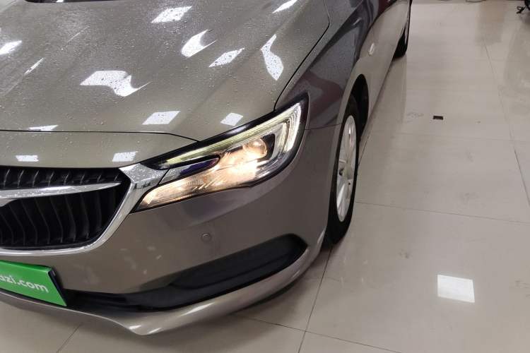 Used Buick GL6 2018 18T 6-Seater Luxury Model