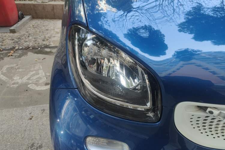 Used  fortwo 2015 1.0L 52 kW Hardtop Passion Edition
