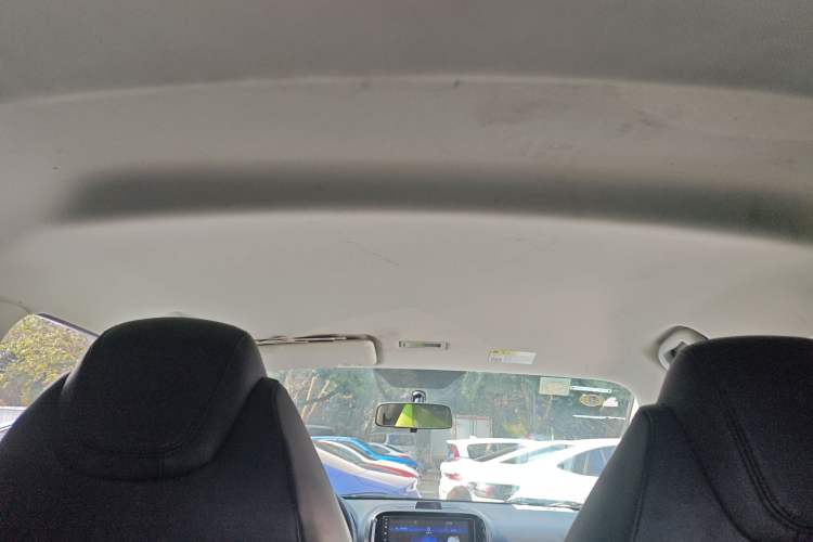 Used Roewe Clever 2021 302km All-Round Version
