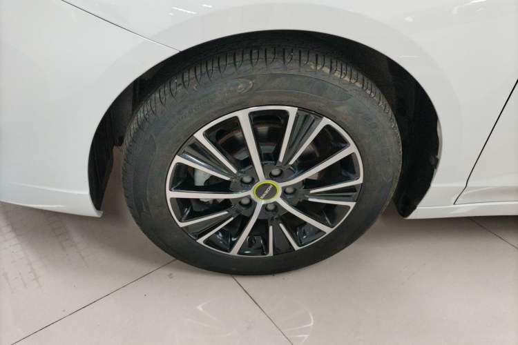 Used Roewe i5 2021 1.5L CVT Platinum Edition
