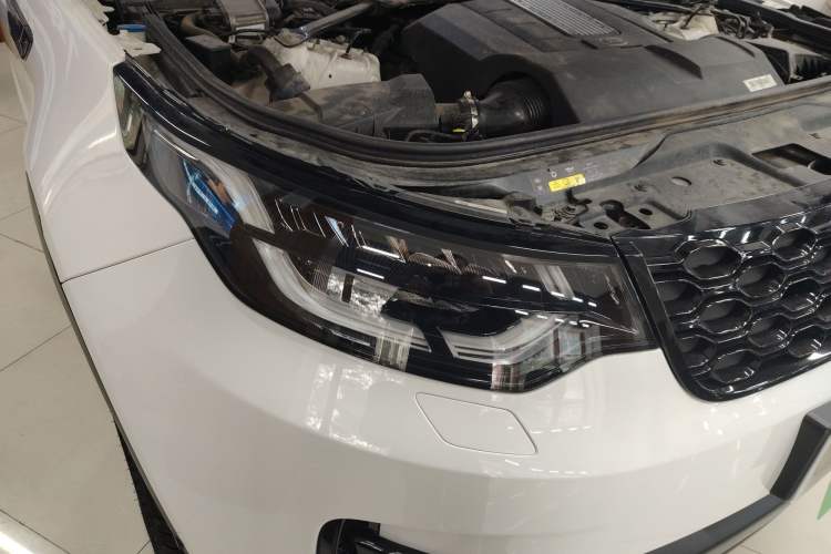 Used Land Rover Discovery 2019 3.0 SC V6 SE