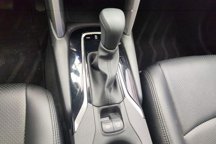 Used Toyota Corolla Cross 2022 2.0L Pioneer Edition
