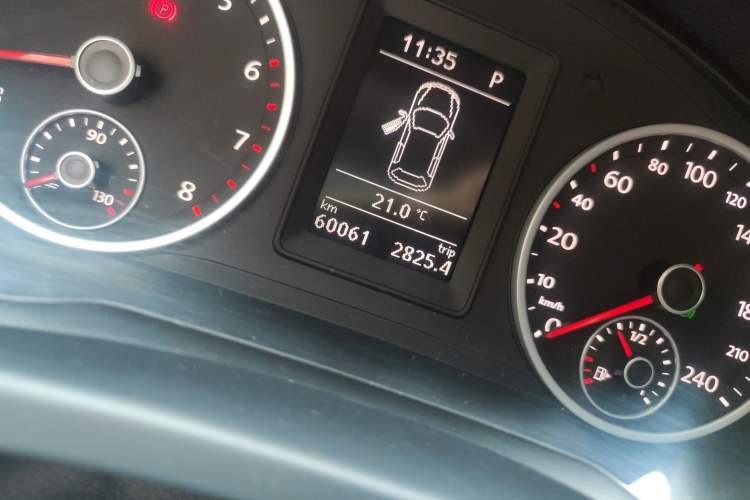 Used Volkswagen Tiguan 2015 1.8TSI Automatic All-Wheel Drive Comfort Edition
